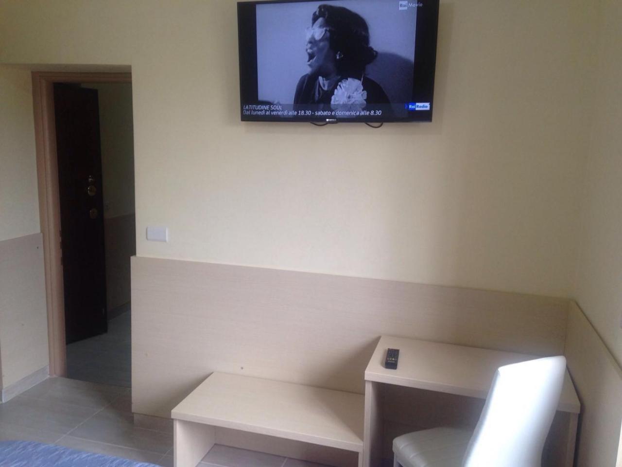 Guest House Hola Roma Exterior photo